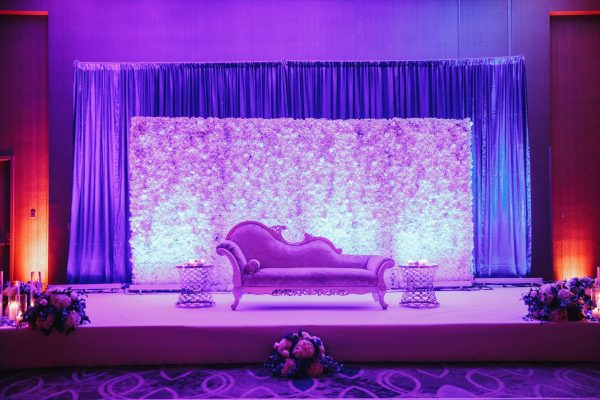 set-with-sofa-flowers-boquets-violet-colours-min